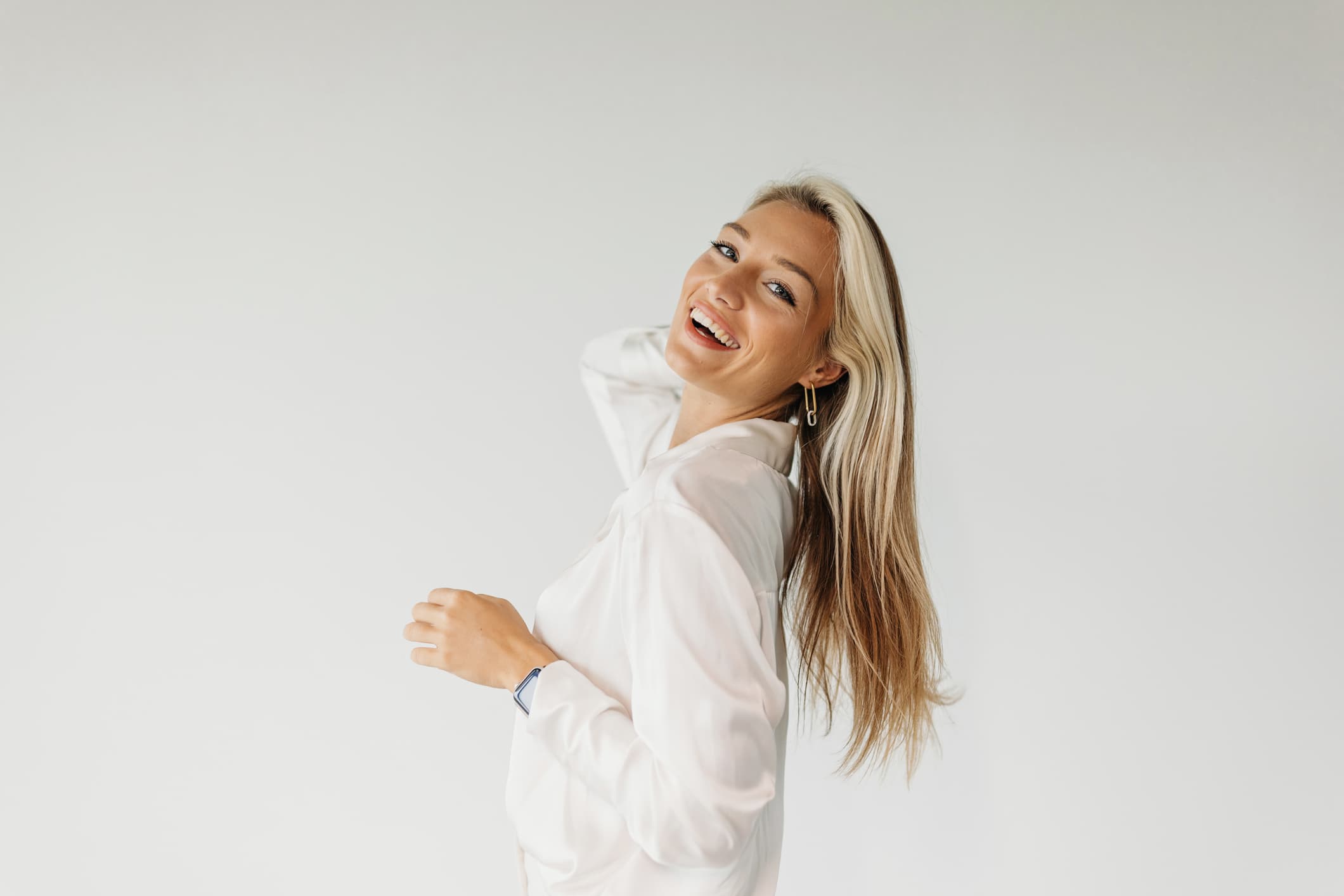 Woman enjoying healthy lifestyle after functional medicine treatment